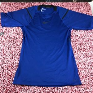 🎉✨💥 Host Pick 🎉✨💥 - NWT Men’s Nike Pro Aerodapt Shirt